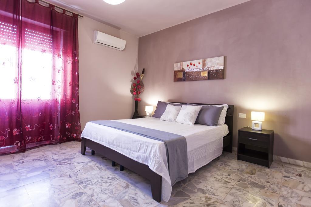 Seaside Holidays Apartamento Alghero Quarto foto